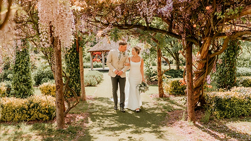 Rhiannon Greg photo - The Gardens